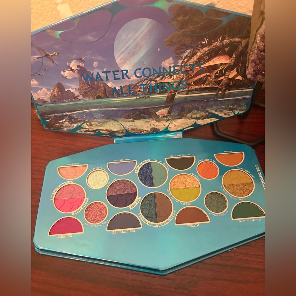 NYX Avatar The Way of Water Eyeshadow Palette Vegan Cruelty-Free Matte Shimmer - Picture 3 of 6